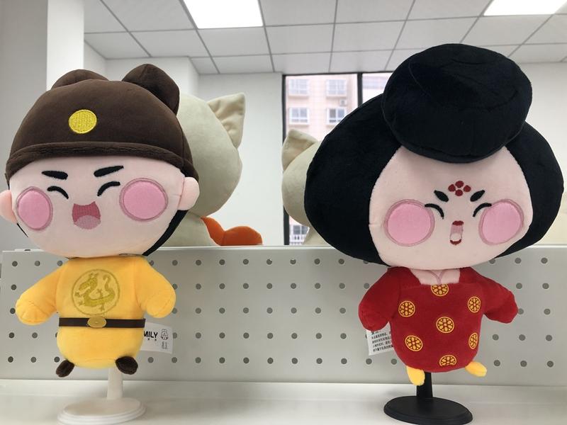 “萌萌哒”鞋帽 产业扶贫的新路径与无限潜力